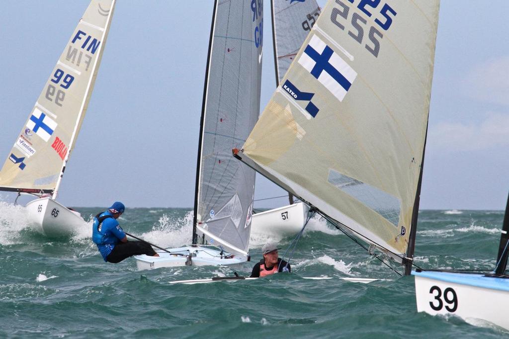 Race 8 Finn Gold Cup Takapuna - Leeward mark action © Richard Gladwell www.photosport.co.nz